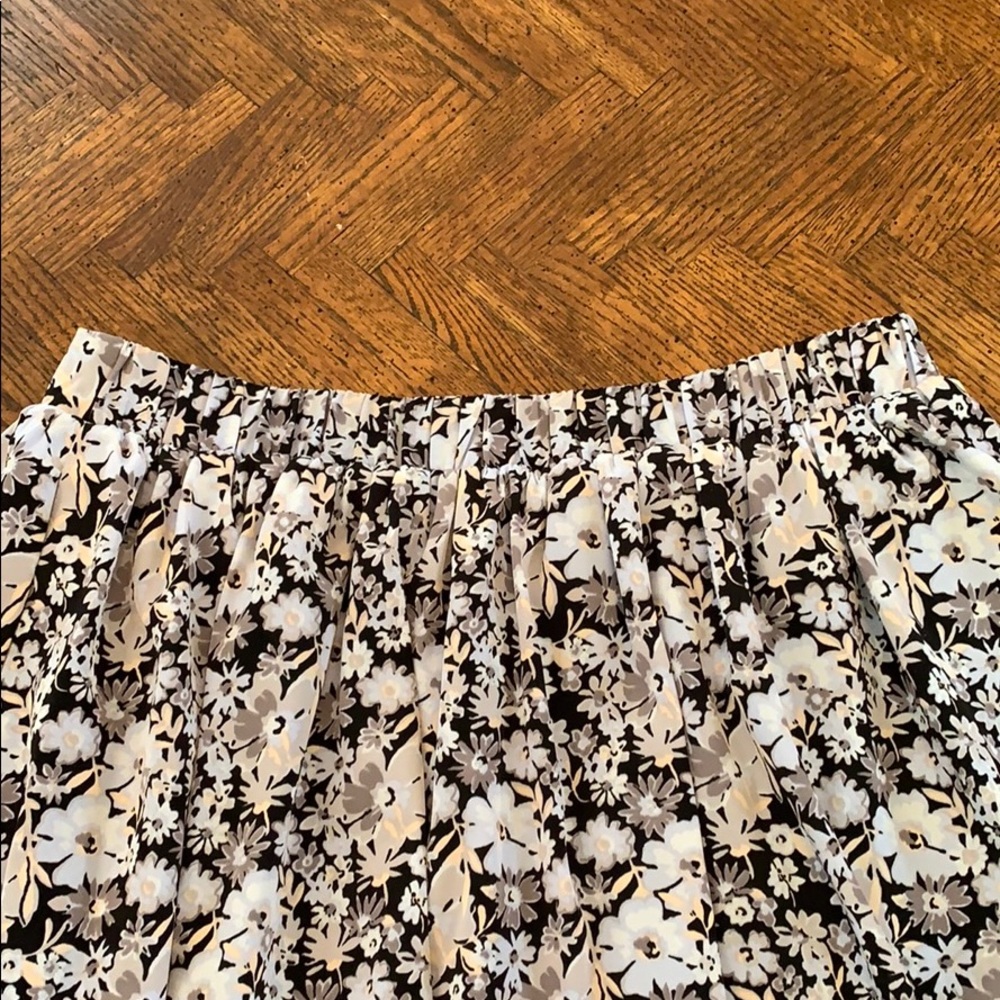 {LC Lauren Conrad}Sz S Floral Mini Skirt - Picture 4 of 8